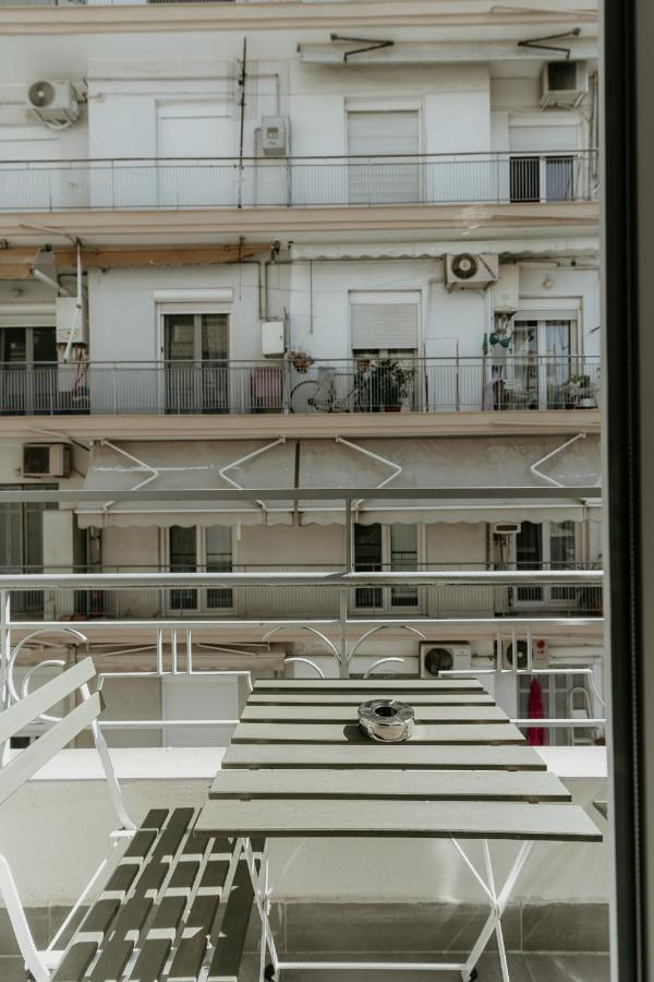 Urban Elegance In Thessaloniki Hotell Exteriör bild